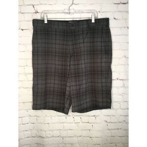 Nike Men’s size 36 Golf Shorts Dri Fit Tour Performance Flat Front Checked Plaid